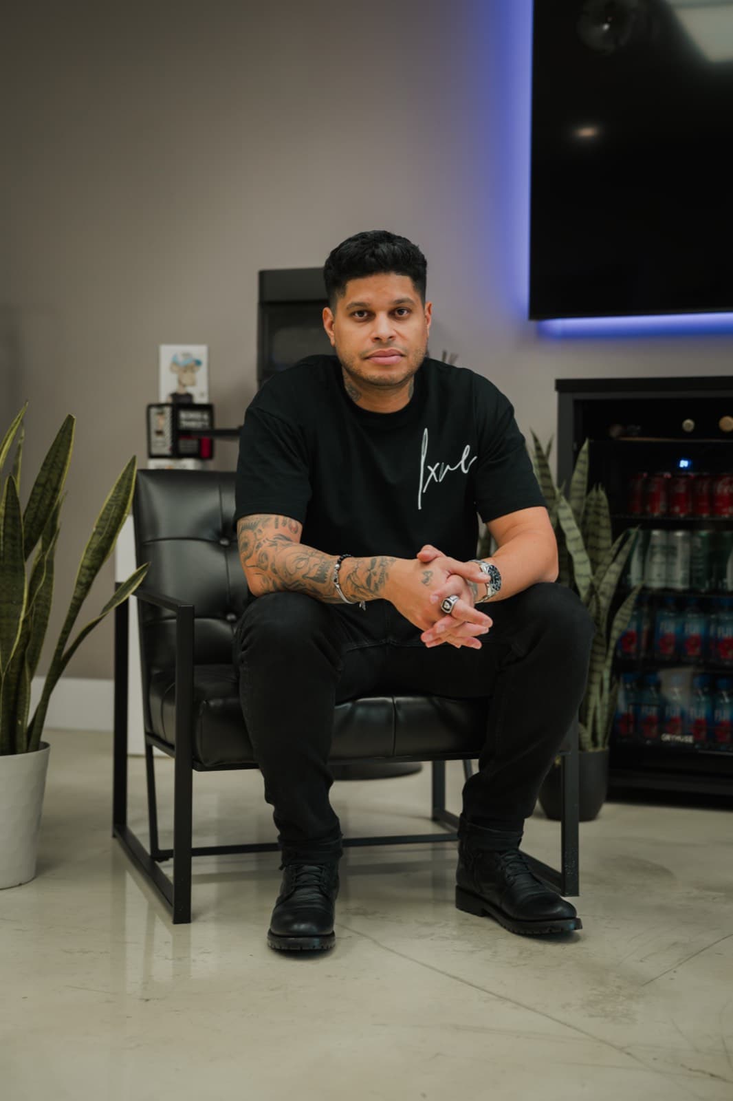LXVE Studios shop interior hot towel shave ready chair Las Vegas